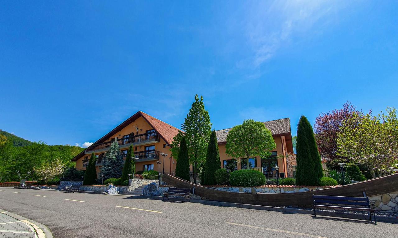 Hotel Belvedere Sovata Exterior foto