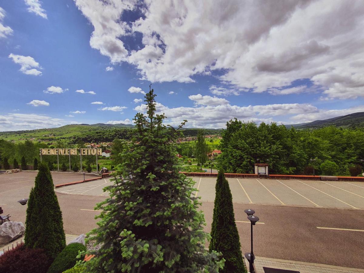Hotel Belvedere Sovata Exterior foto