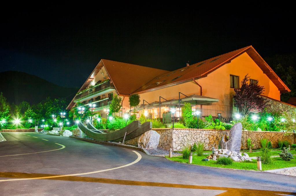 Hotel Belvedere Sovata Exterior foto